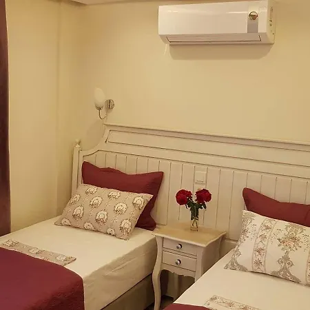 Ege Hotel