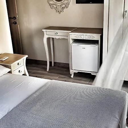 Ege Otel Çeşme